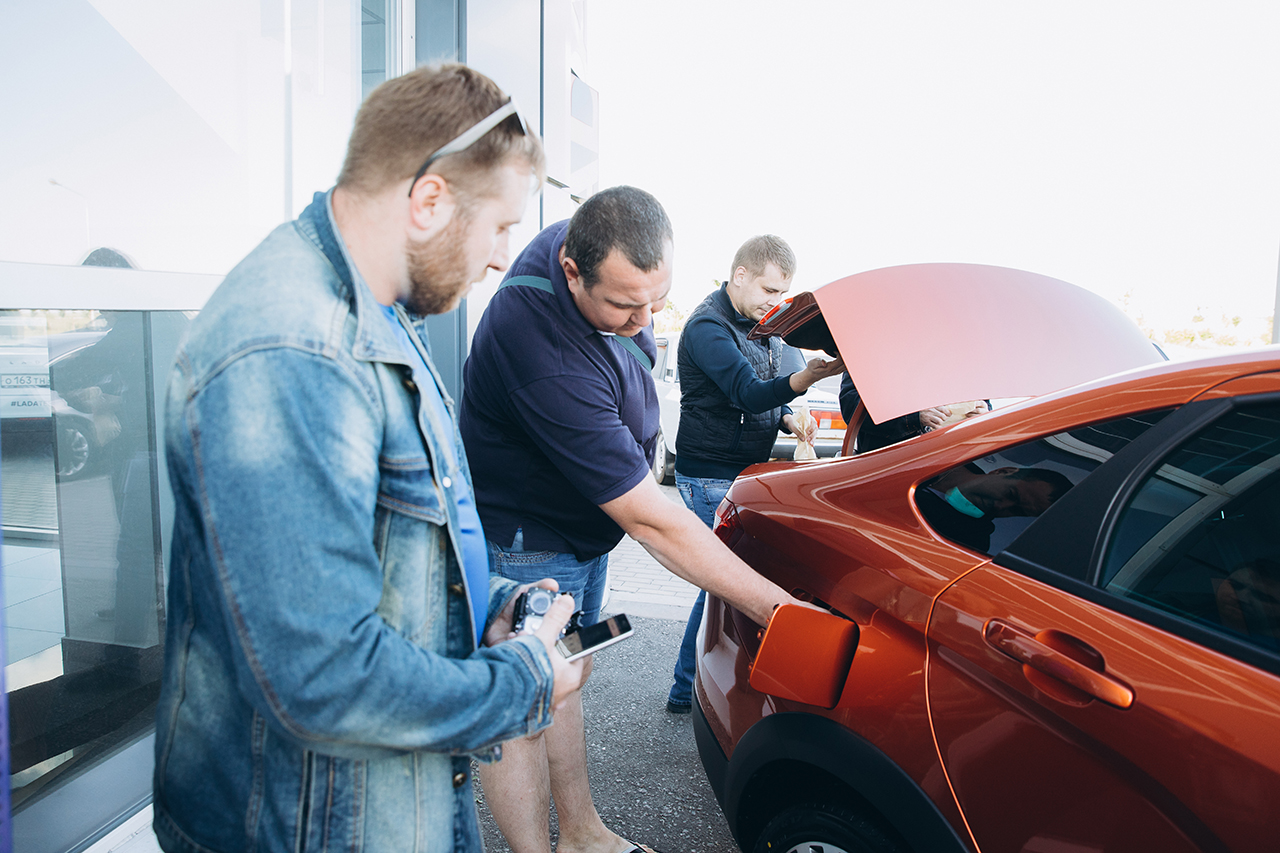 В Белгороде прошла презентация новой LADA VESTA CROSS