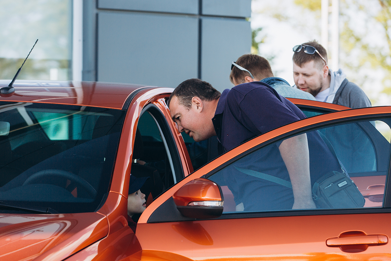 В Белгороде прошла презентация новой LADA VESTA CROSS
