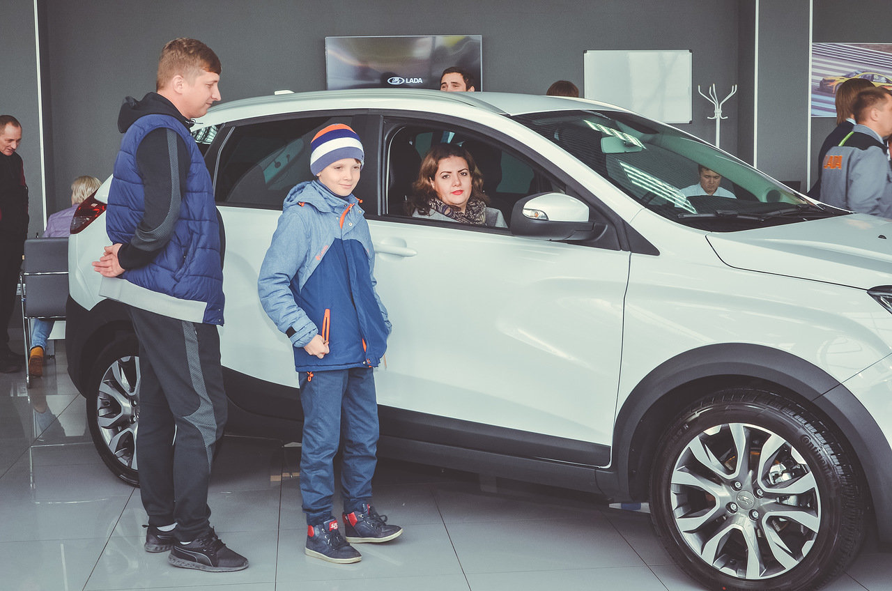 Презентация LADA XRAY Cross в Лада Центр Белгород